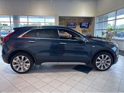 2021 Cadillac XT4 AWD Premium Luxury