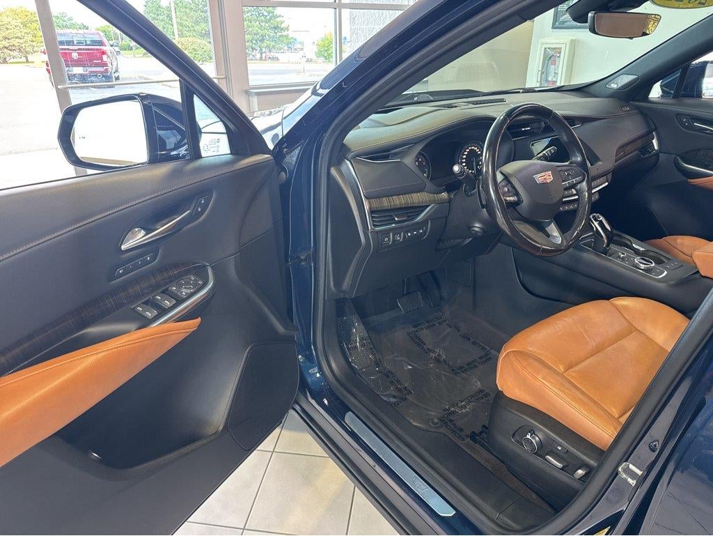 2021 Cadillac XT4 AWD Premium Luxury