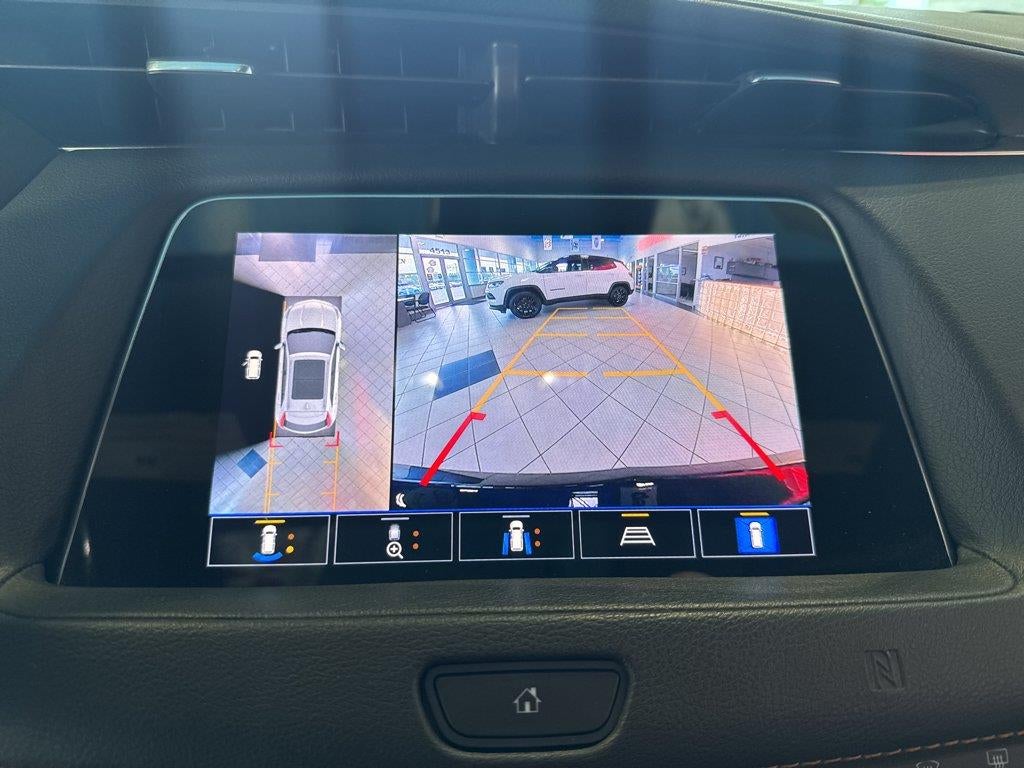2021 Cadillac XT4 AWD Premium Luxury