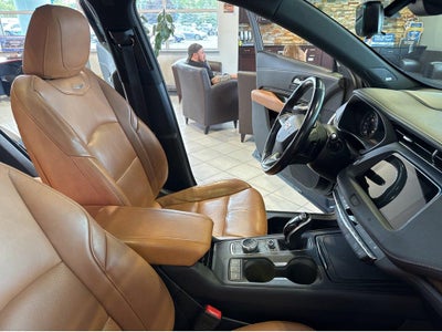 2021 Cadillac XT4 AWD Premium Luxury