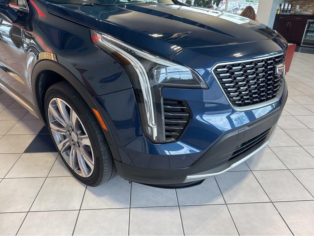 2021 Cadillac XT4 AWD Premium Luxury