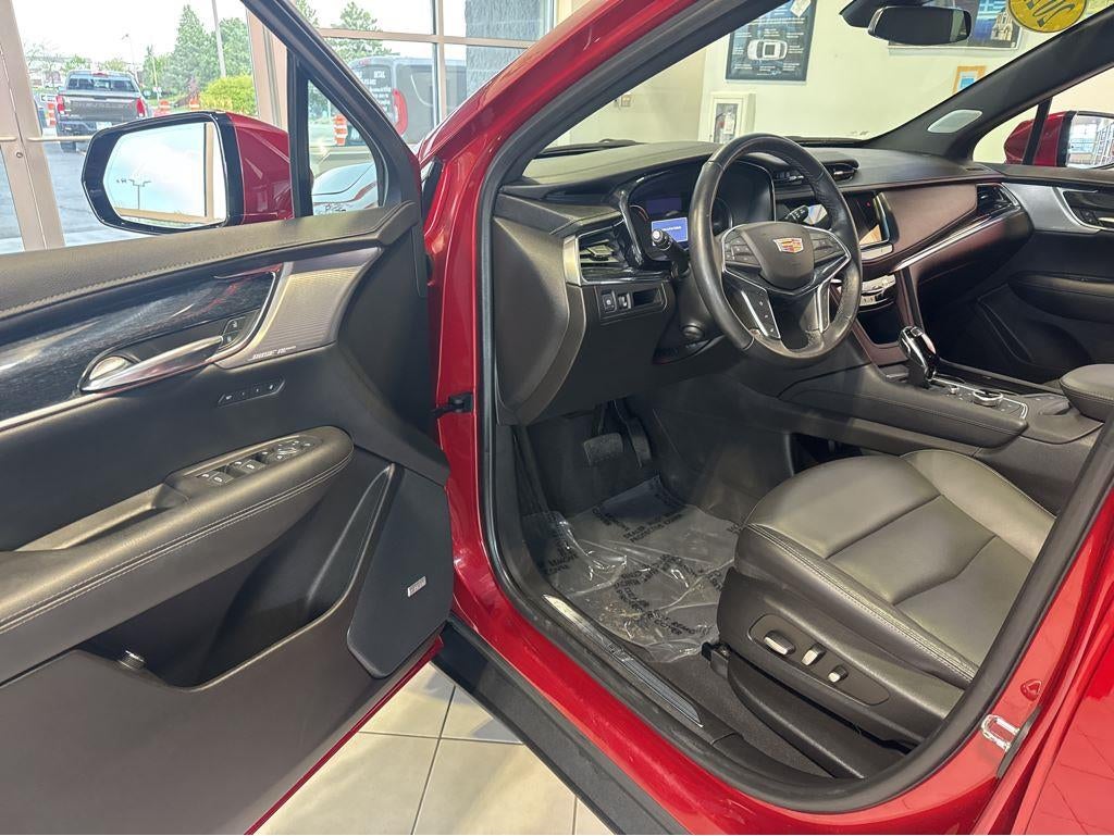 2022 Cadillac XT5 AWD Premium Luxury