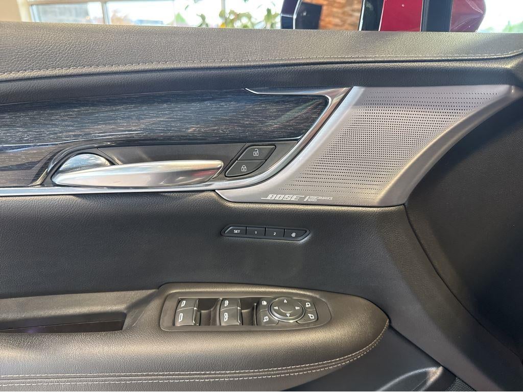 2022 Cadillac XT5 AWD Premium Luxury