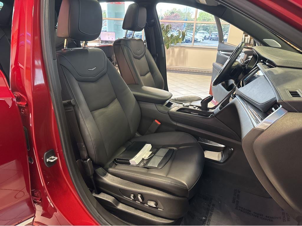 2022 Cadillac XT5 AWD Premium Luxury