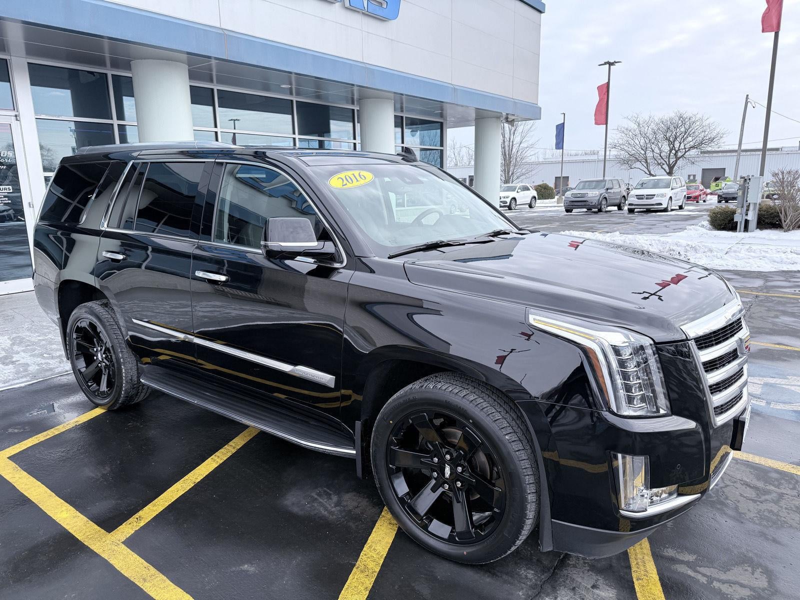 2016 Cadillac Escalade Luxury Collection