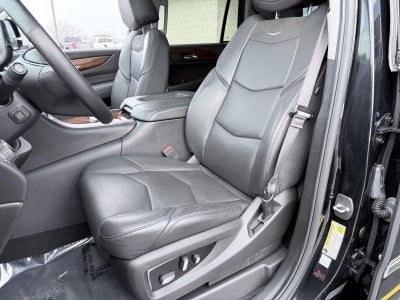 2016 Cadillac Escalade Luxury Collection