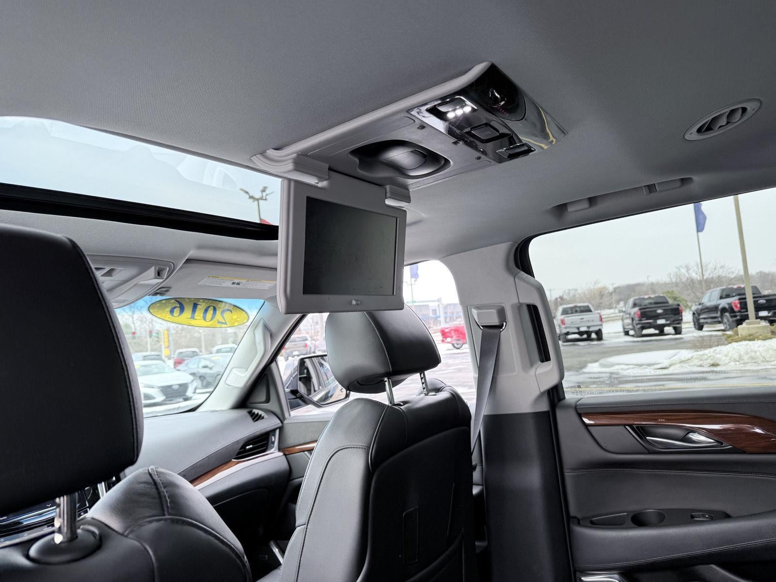 2016 Cadillac Escalade Luxury Collection