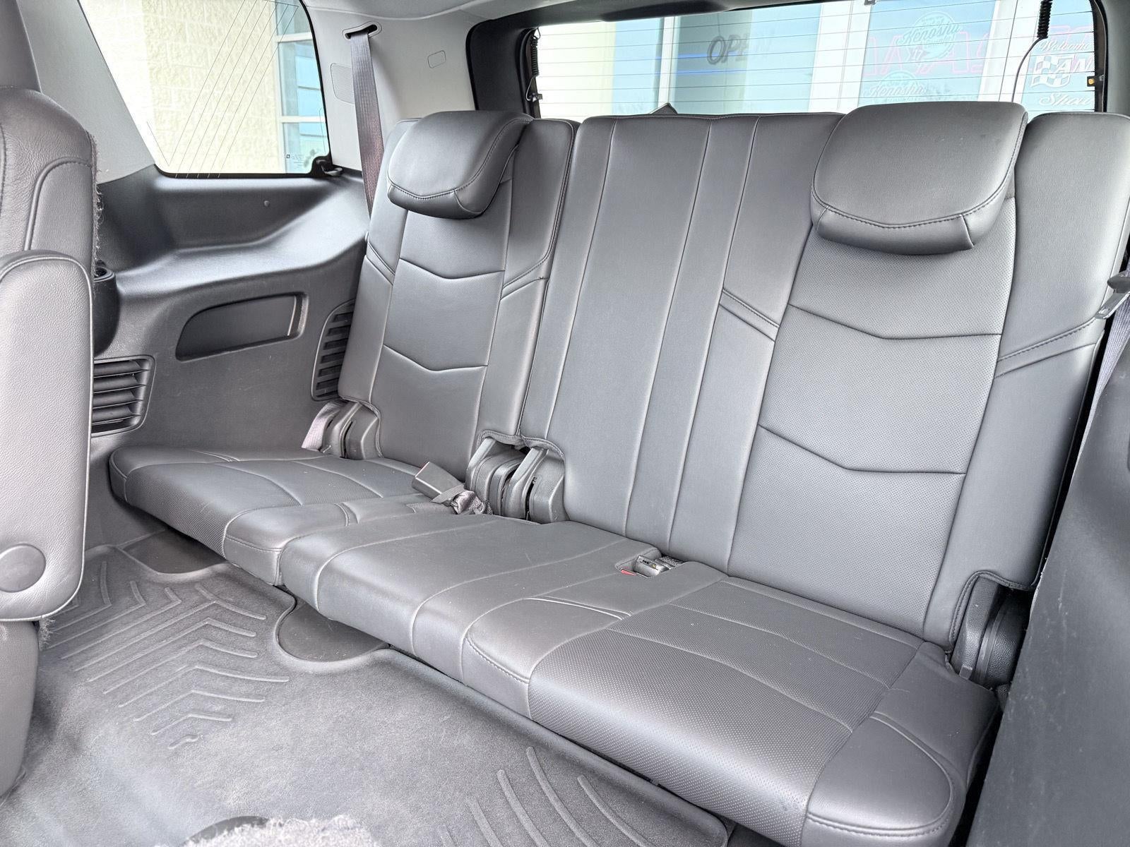 2016 Cadillac Escalade Luxury Collection