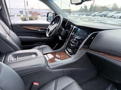 2016 Cadillac Escalade Luxury Collection