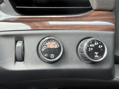 2016 Cadillac Escalade Luxury Collection