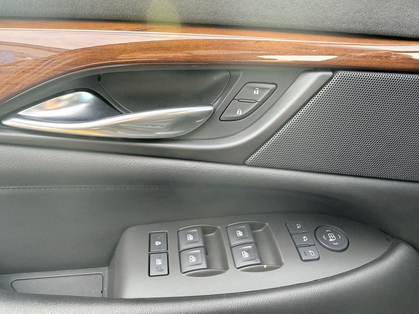 2016 Cadillac Escalade Luxury Collection