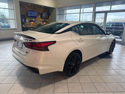 2022 Nissan Altima 2.5 SR