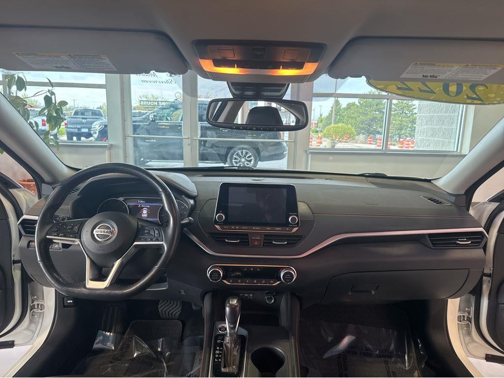 2022 Nissan Altima 2.5 SR