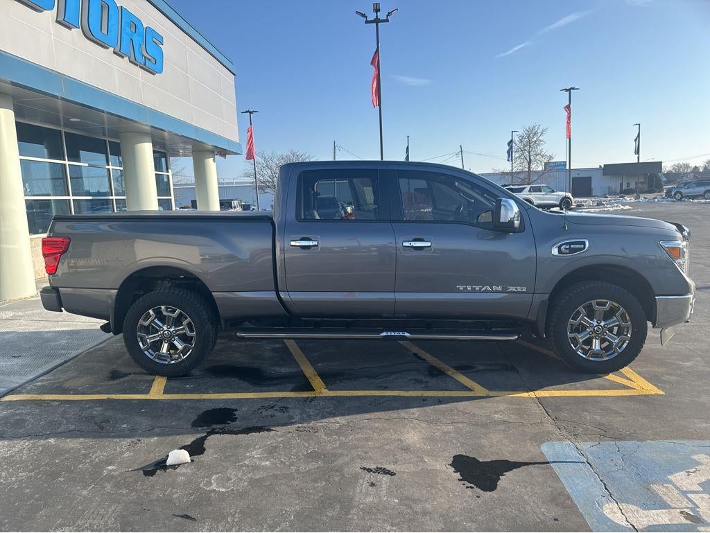 2019 Nissan Titan XD SL