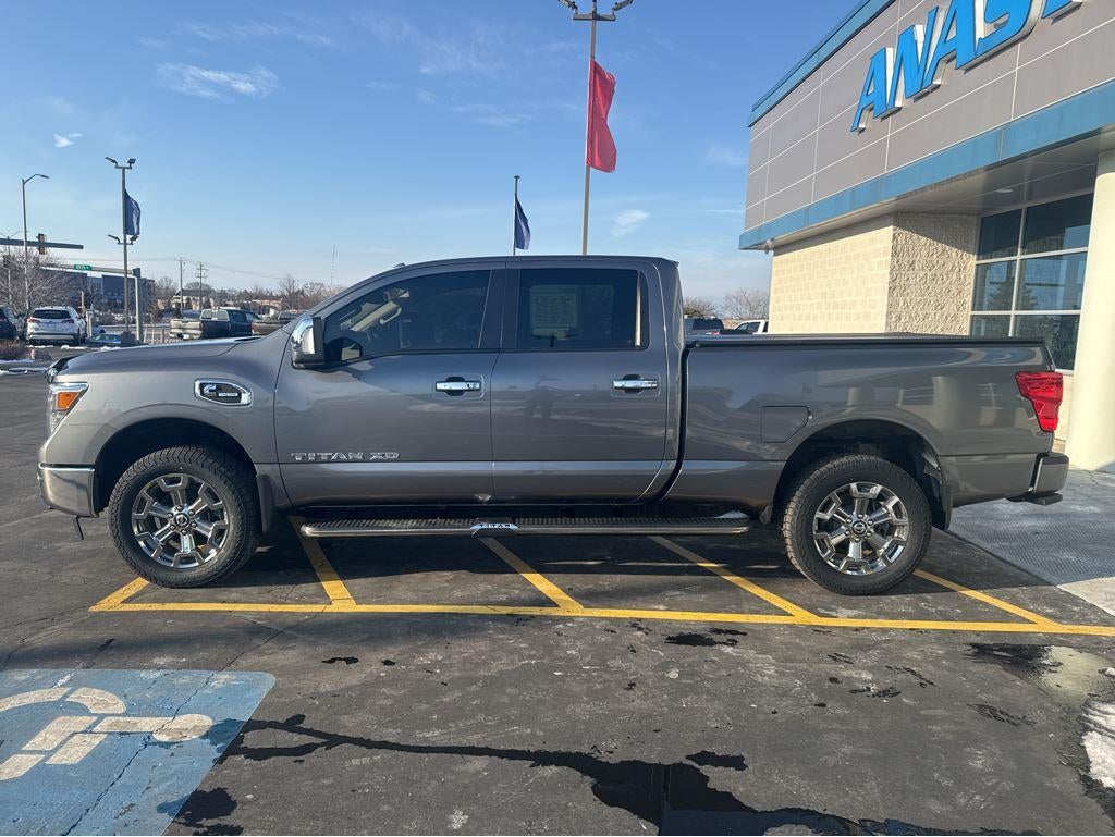 2019 Nissan Titan XD SL