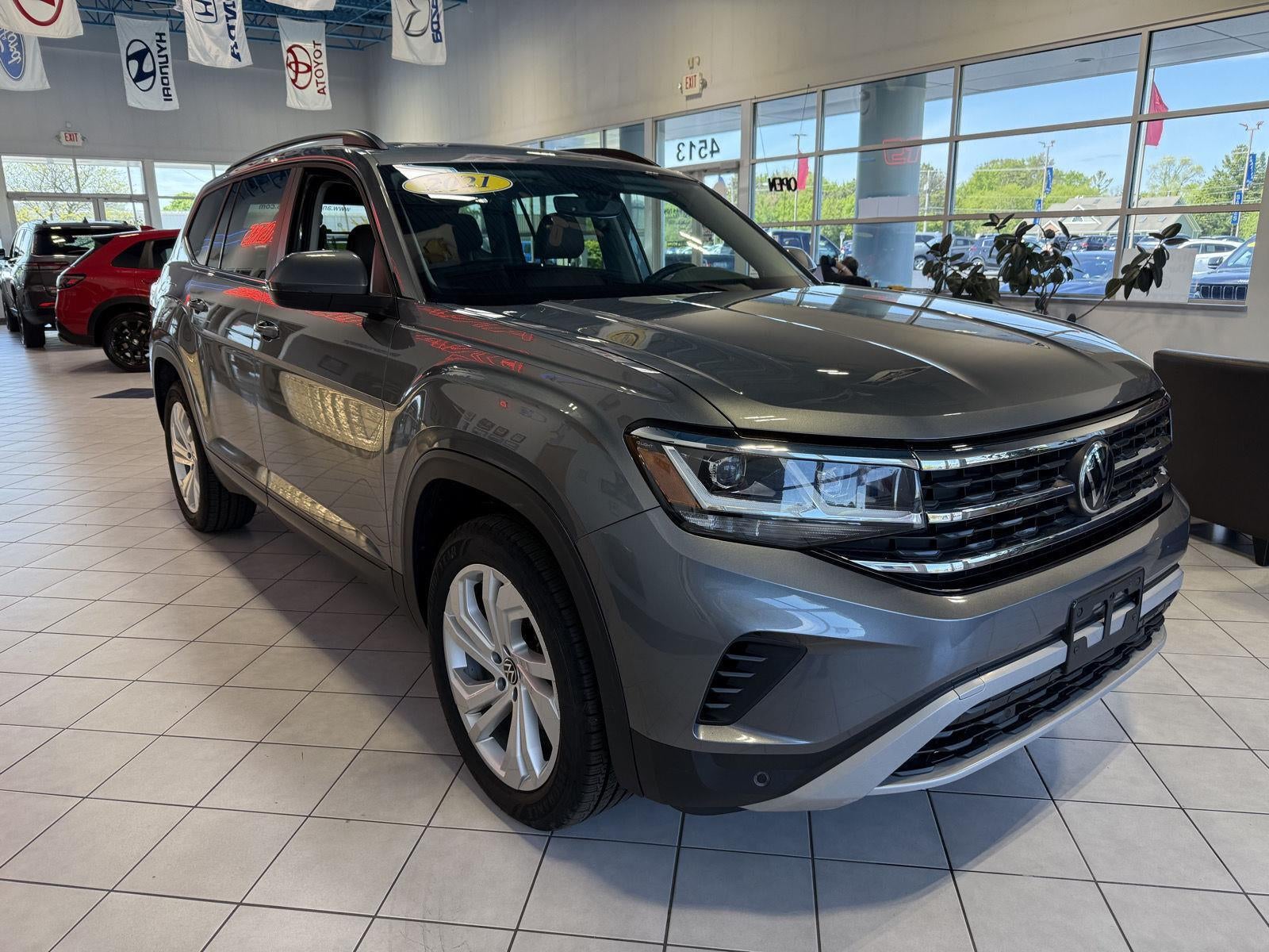 2021 Volkswagen Atlas 3.6L V6 SE w/Technology