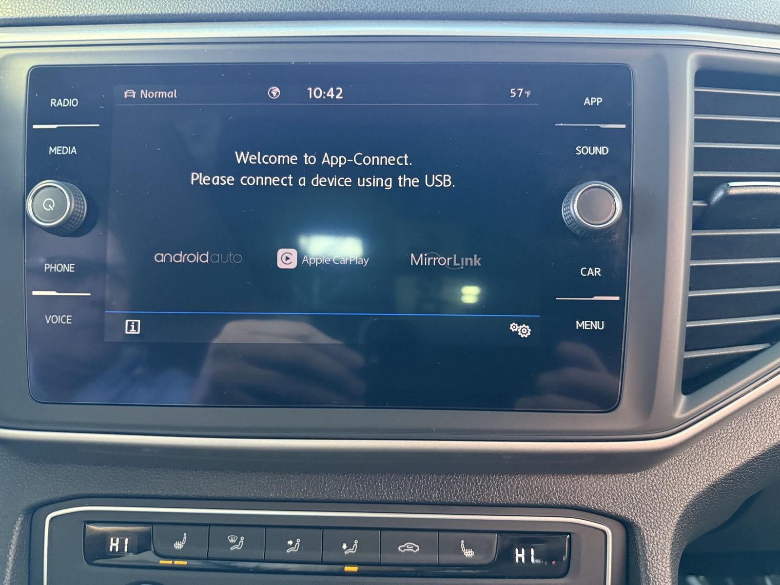 2021 Volkswagen Atlas 3.6L V6 SE w/Technology