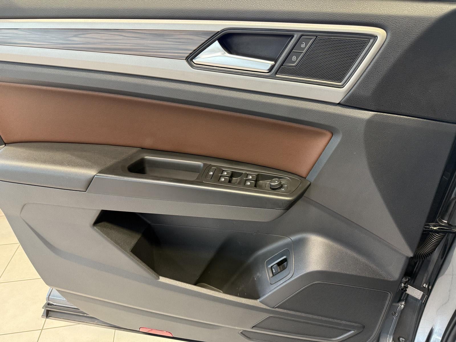 2021 Volkswagen Atlas 3.6L V6 SE w/Technology