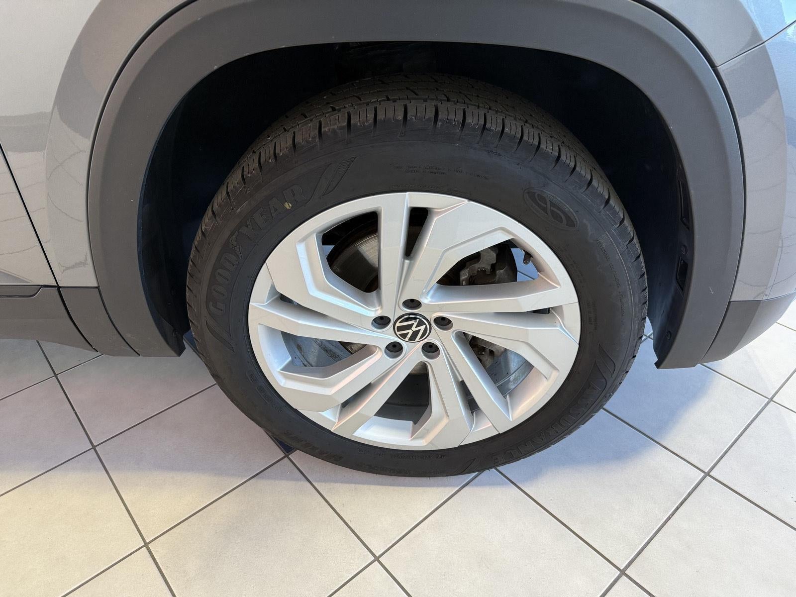 2021 Volkswagen Atlas 3.6L V6 SE w/Technology