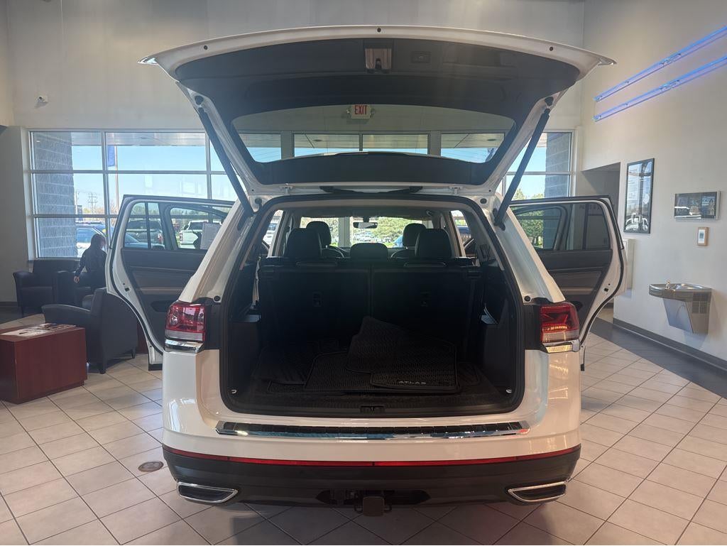 2023 Volkswagen Atlas 3.6L V6 SE w/Technology