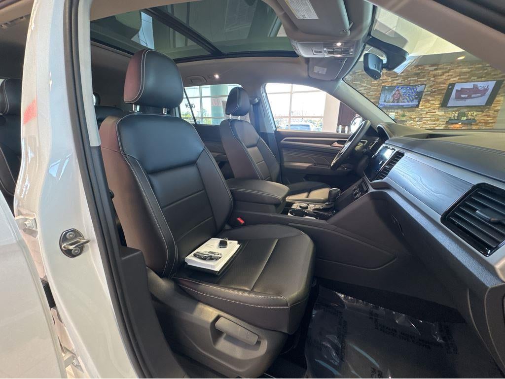 2023 Volkswagen Atlas 3.6L V6 SE w/Technology