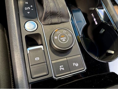 2020 Volkswagen Atlas Cross Sport 3.6L V6 SEL Premium R-Line