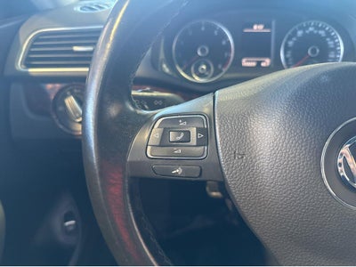 2013 Volkswagen Passat SEL Premium