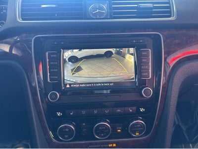 2013 Volkswagen Passat SEL Premium