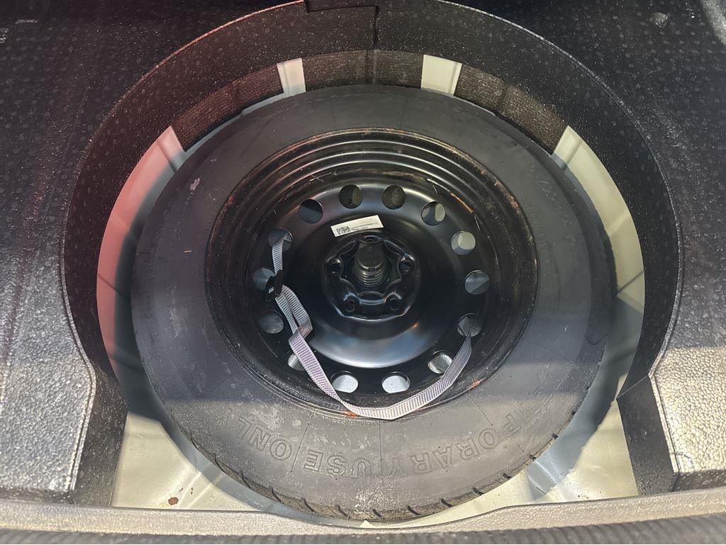 2013 Volkswagen Passat SEL Premium