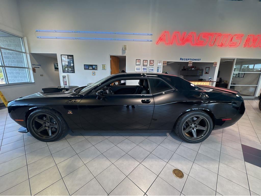 2016 Dodge Challenger R/T Scat Pack