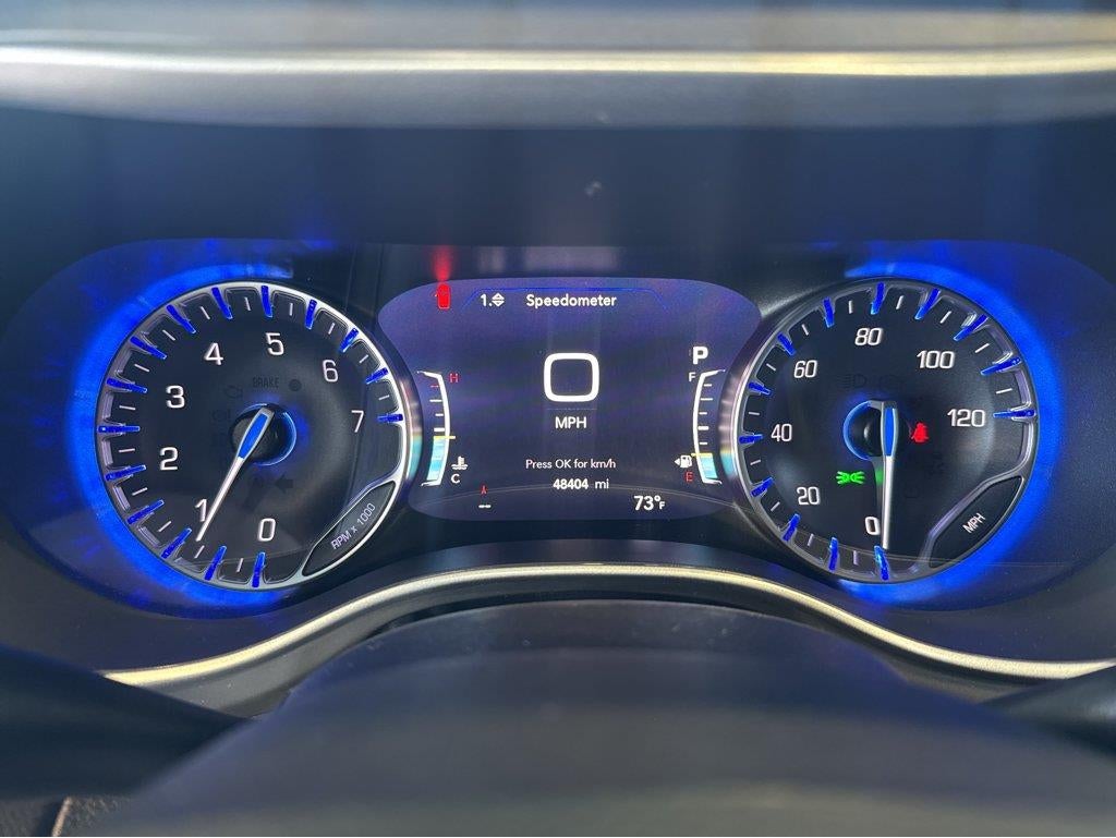 2025 Chrysler Pacifica Select