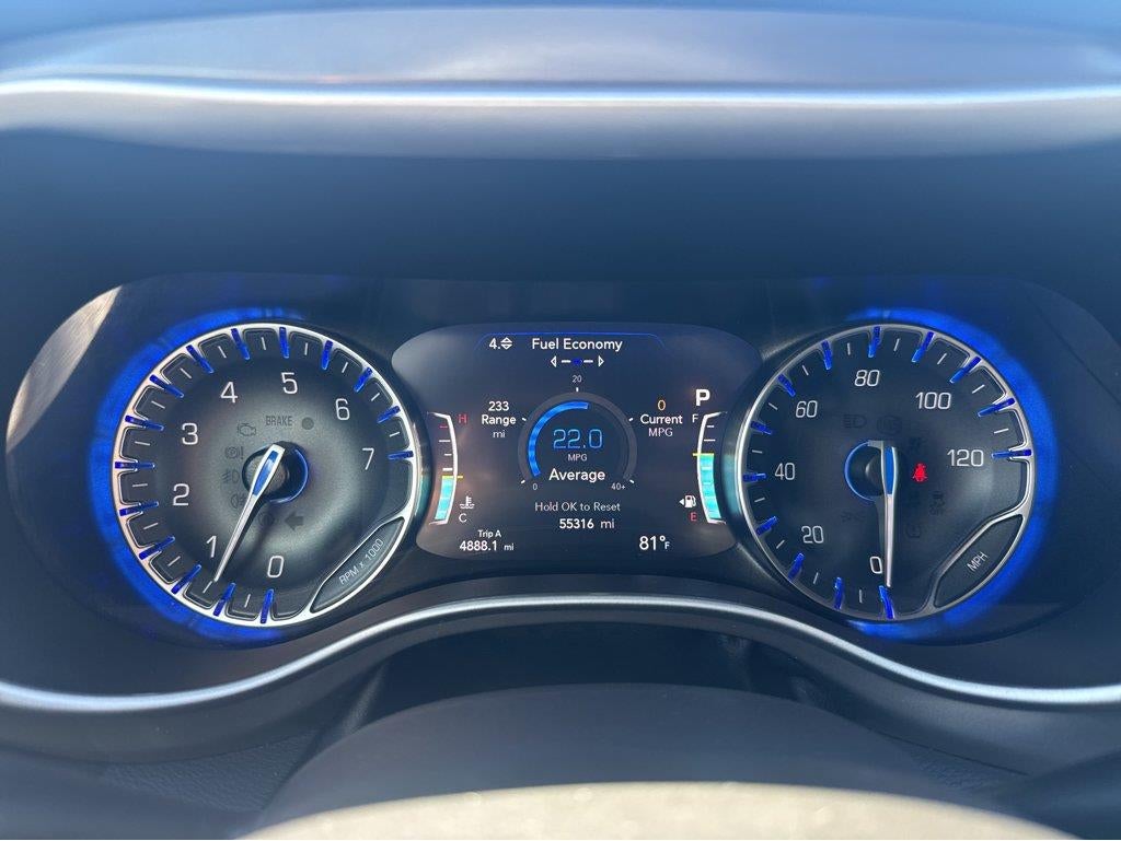 2025 Chrysler Pacifica Select