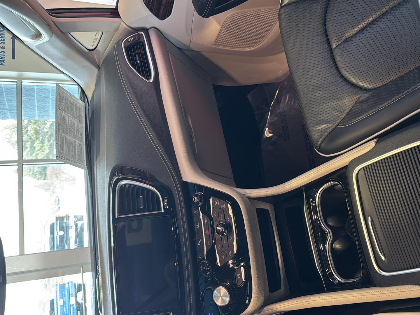 2023 Chrysler Pacifica Hybrid Limited