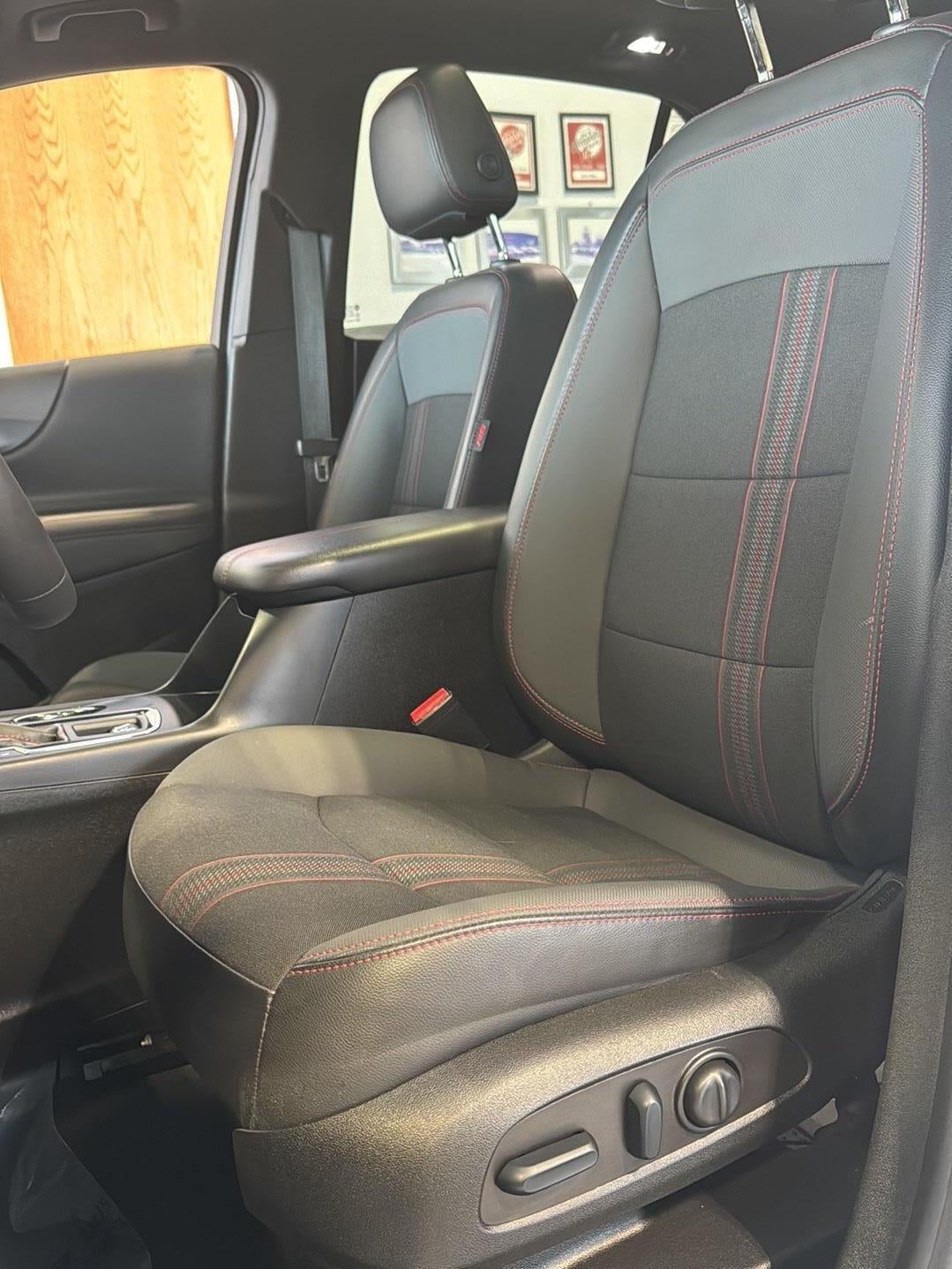 2022 Chevrolet EQUINOX RS Base