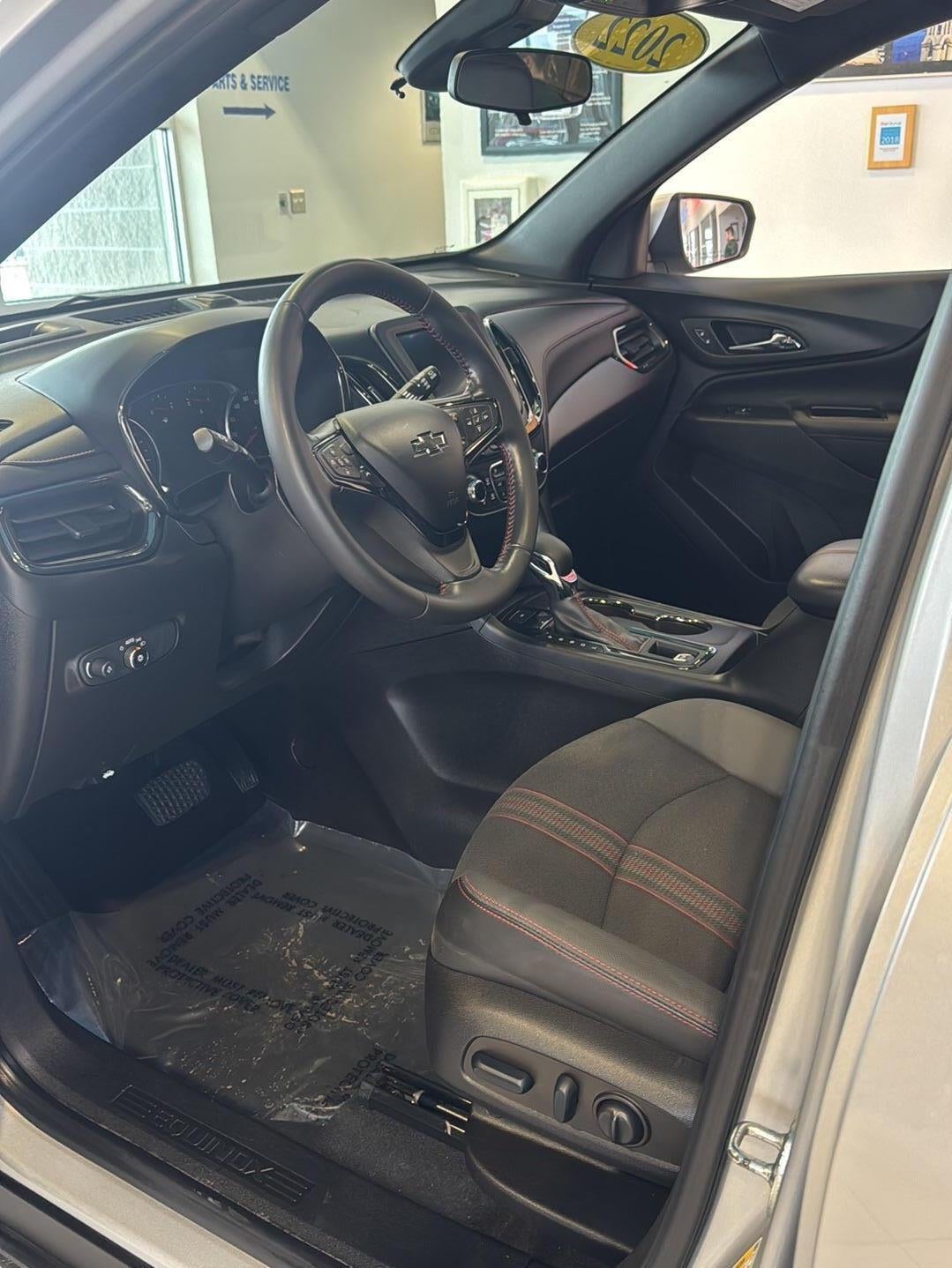 2022 Chevrolet EQUINOX RS Base