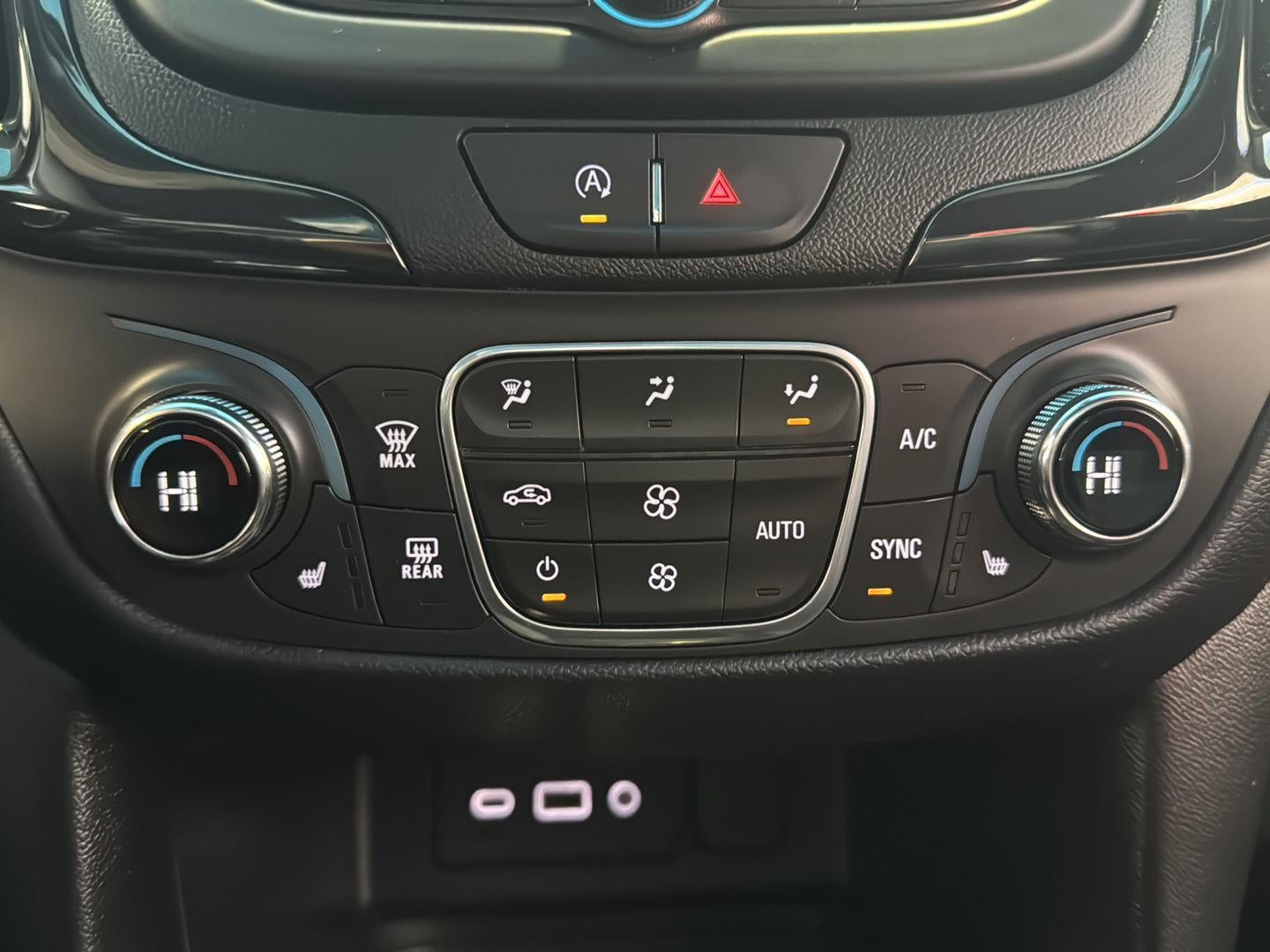 2022 Chevrolet EQUINOX RS Base