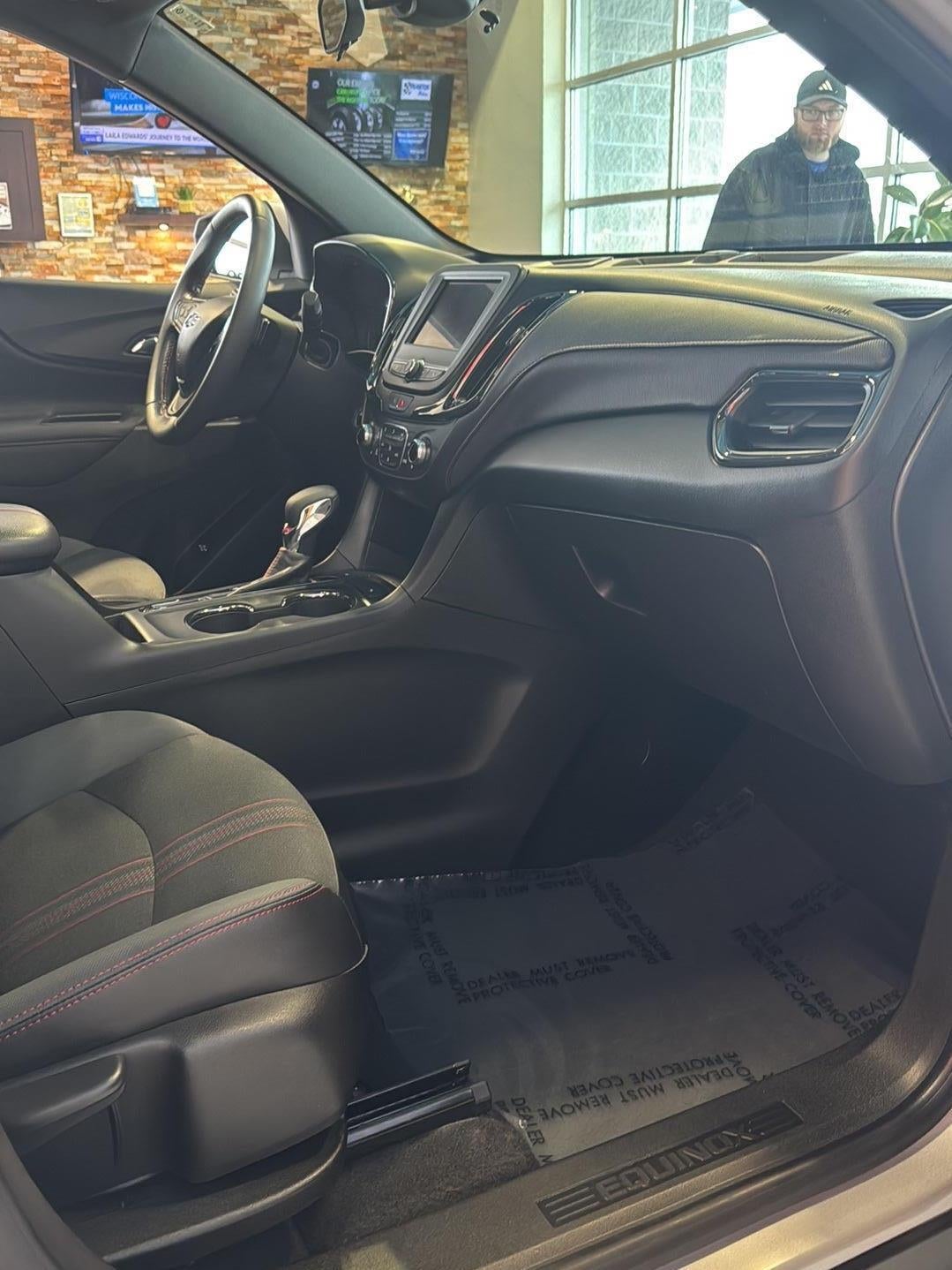 2022 Chevrolet EQUINOX RS Base