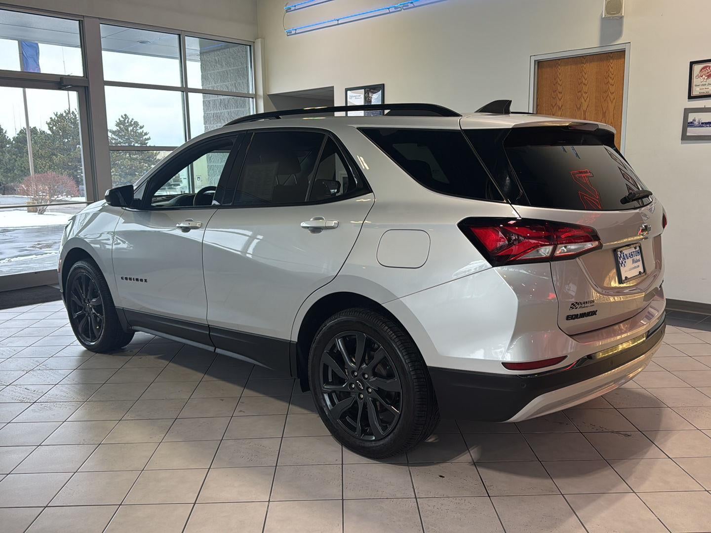 2022 Chevrolet EQUINOX RS Base