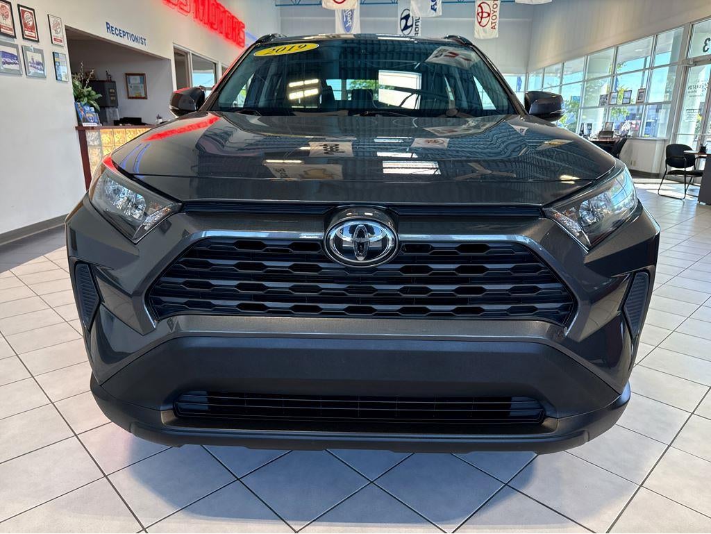 2019 Toyota RAV4 LE