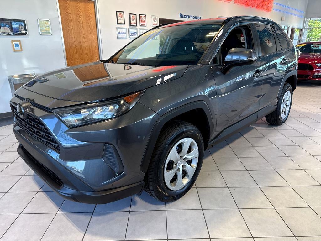 2019 Toyota RAV4 LE