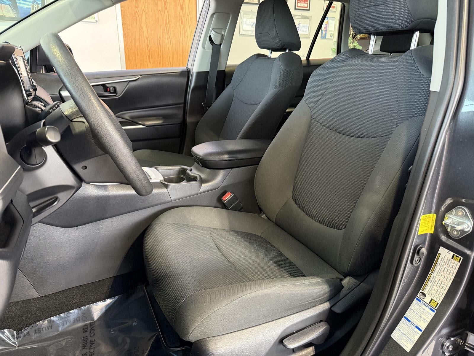 2019 Toyota RAV4 Hybrid LE