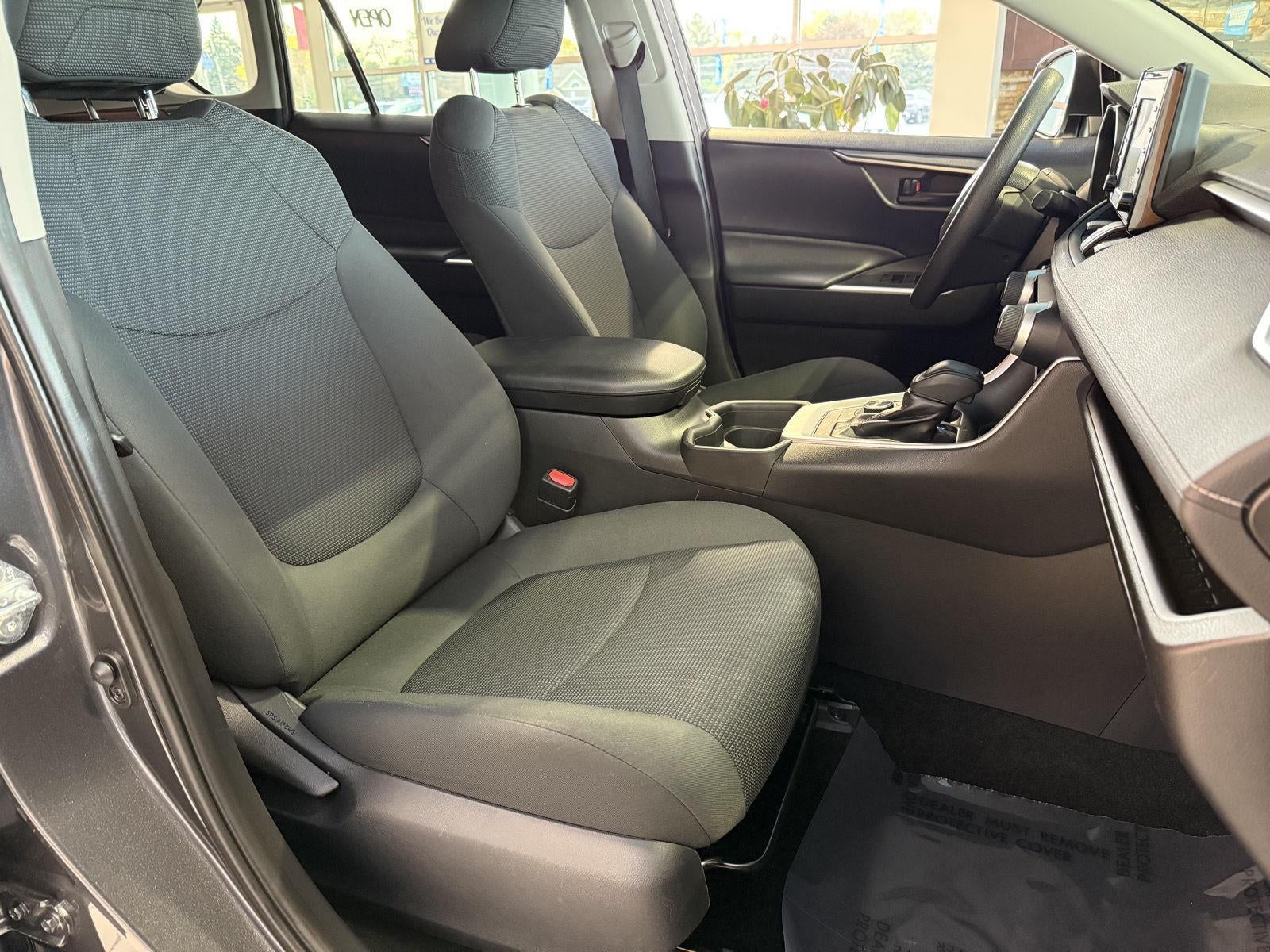 2019 Toyota RAV4 Hybrid LE