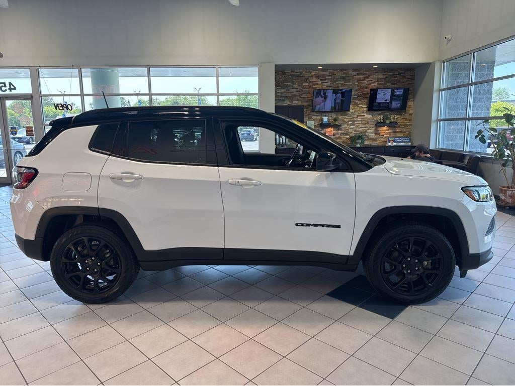 2022 Jeep Compass Altitude