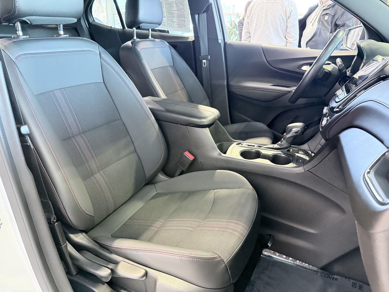 2022 Chevrolet EQUINOX RS Base