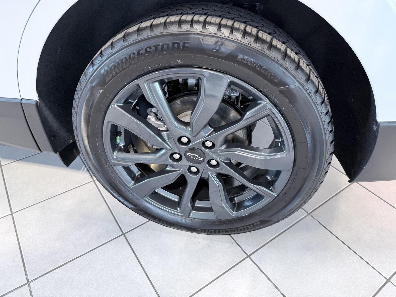 2022 Chevrolet EQUINOX RS Base