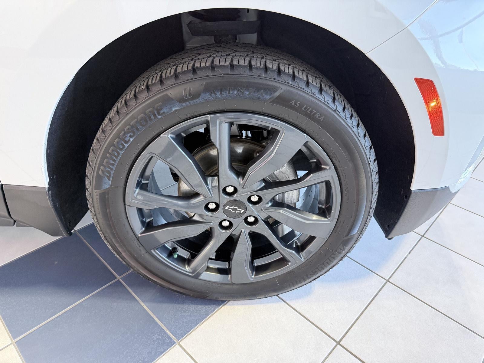 2022 Chevrolet EQUINOX RS Base