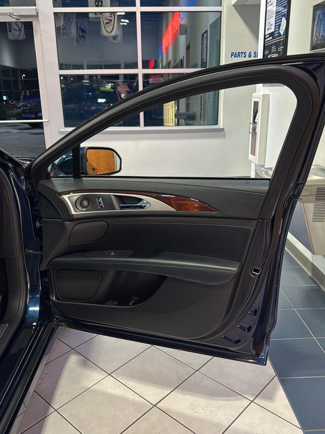 2017 Lincoln MKZ Reserve