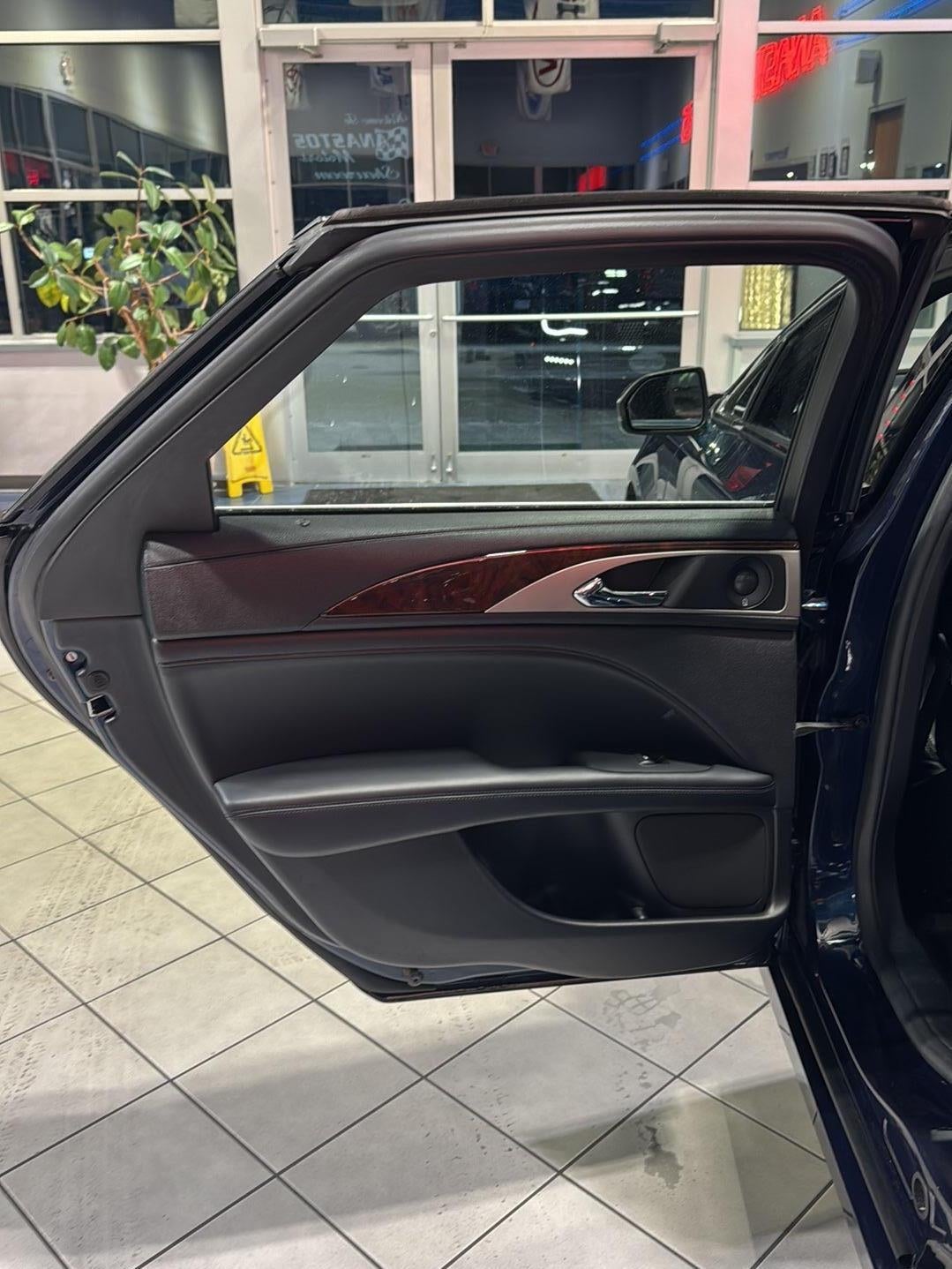 2017 Lincoln MKZ Reserve