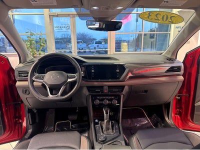 2023 Volkswagen Taos SEL