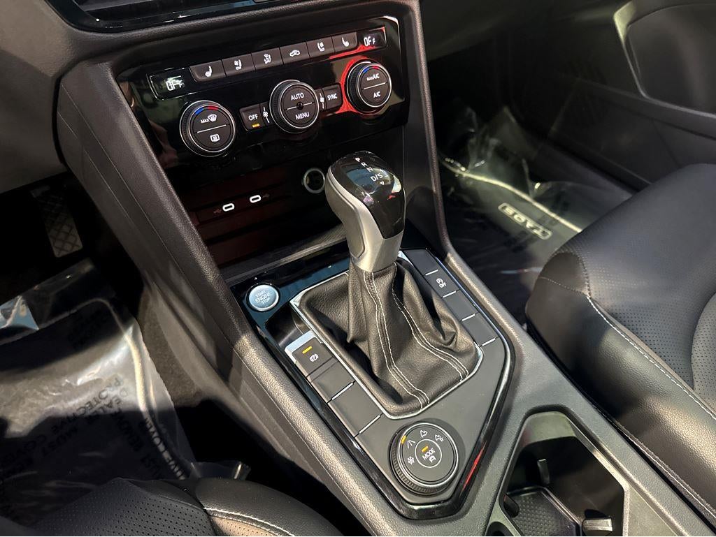 2023 Volkswagen Taos SEL